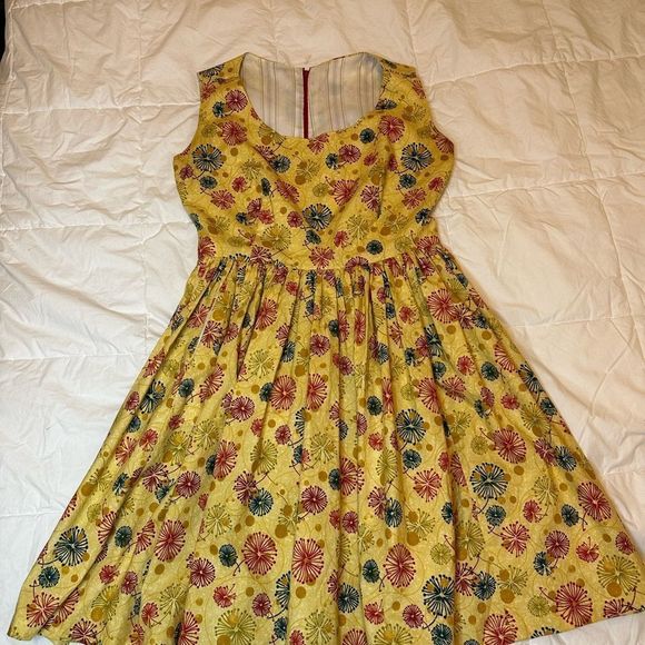 Vintage home made fit and flare 50s style dress small/medium floral print pocket - Picture 3 of 9